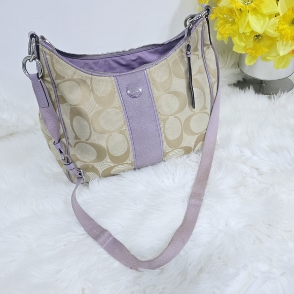 Coach signature tan and lilac purse - Picture 11 of 15